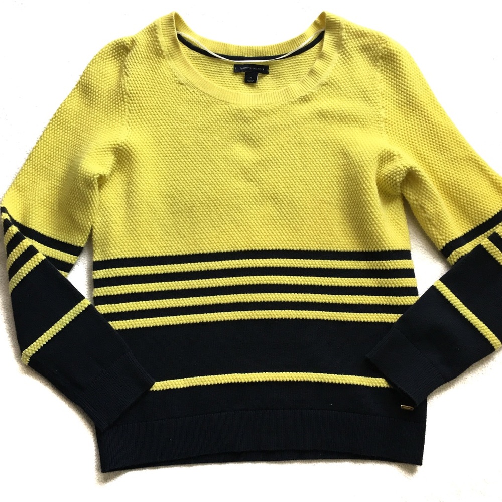 Tommy Hilfiger Yellow and Navy Sweater Size M